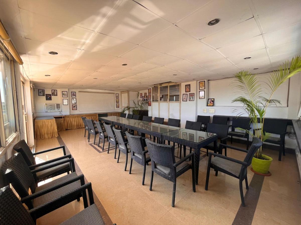 Hotel Reo Twist, Haridwar Ngoại thất bức ảnh