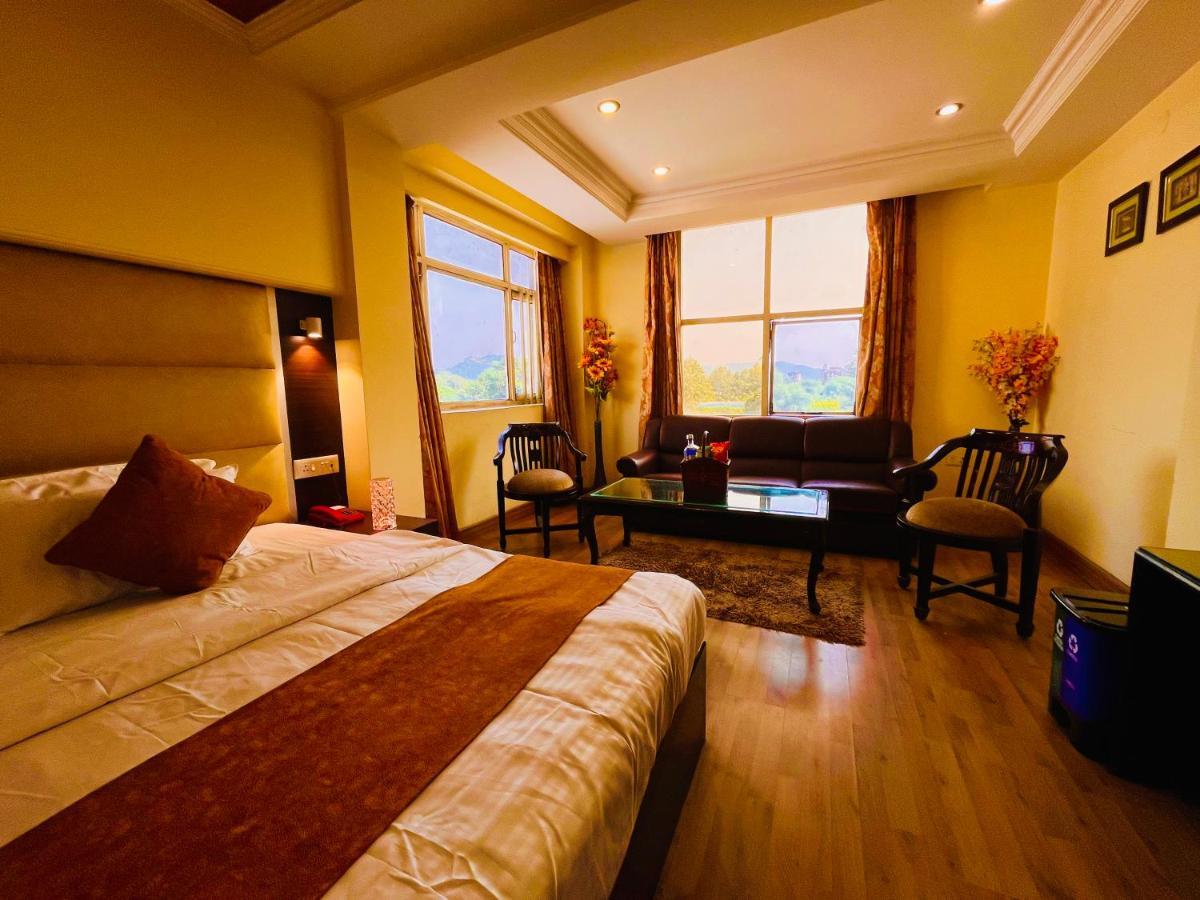 Hotel Reo Twist, Haridwar Ngoại thất bức ảnh